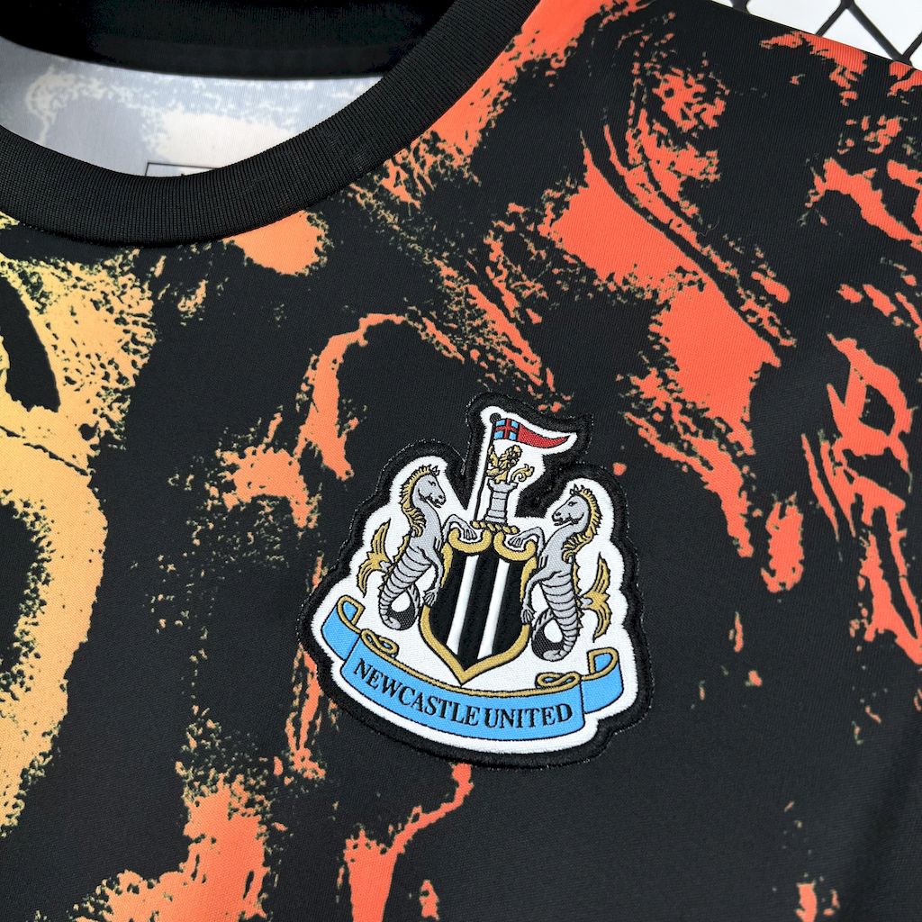 Newcastle United Pre-Match Jersey 25/26