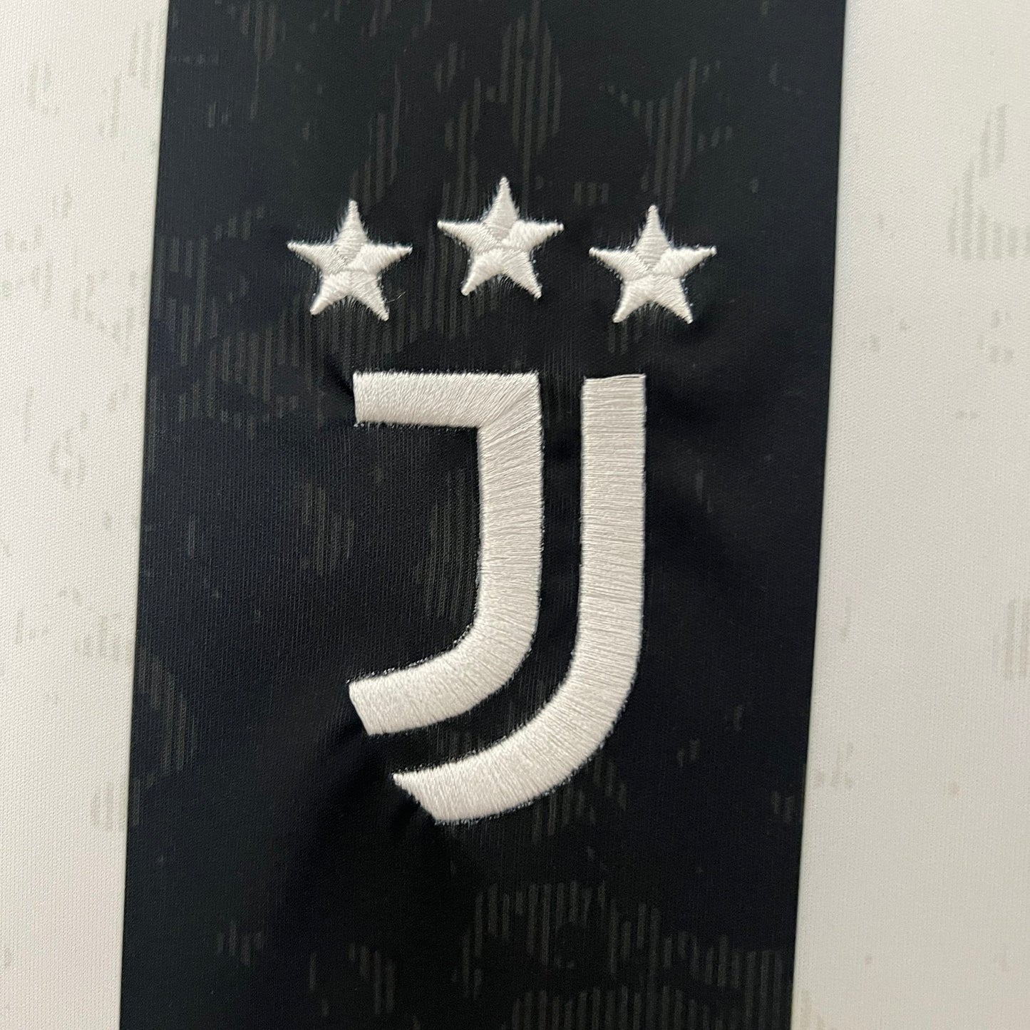 Juventus Home Jersey 25/26