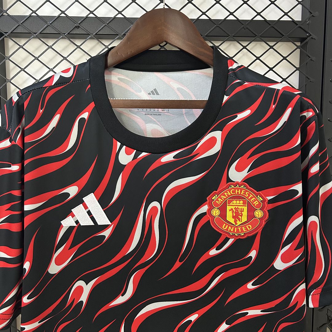 Manchester United Pre-Match Jersey 25/26