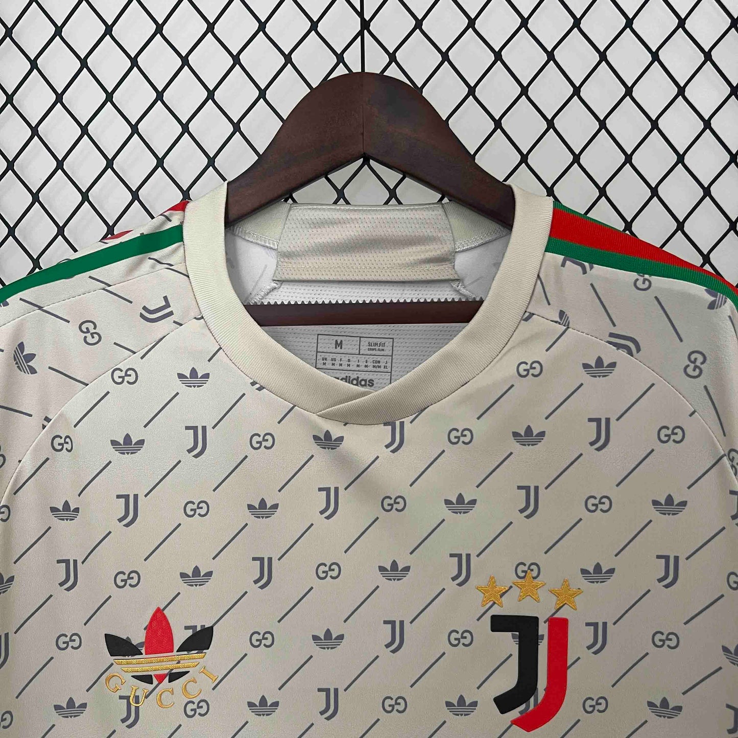 Juventus Gucci Jersey 24/25
