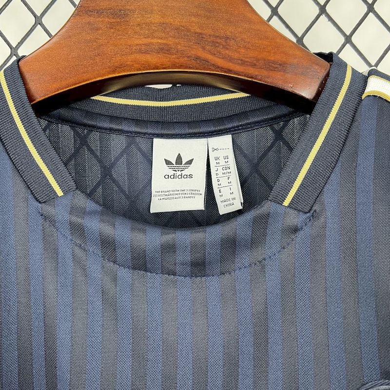 Juventus Black Retro Jersey 25/26